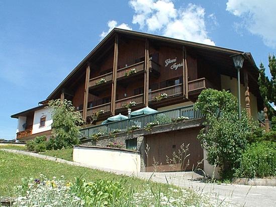 Panorama Garni Ingrid Dobbiaco Exterior foto